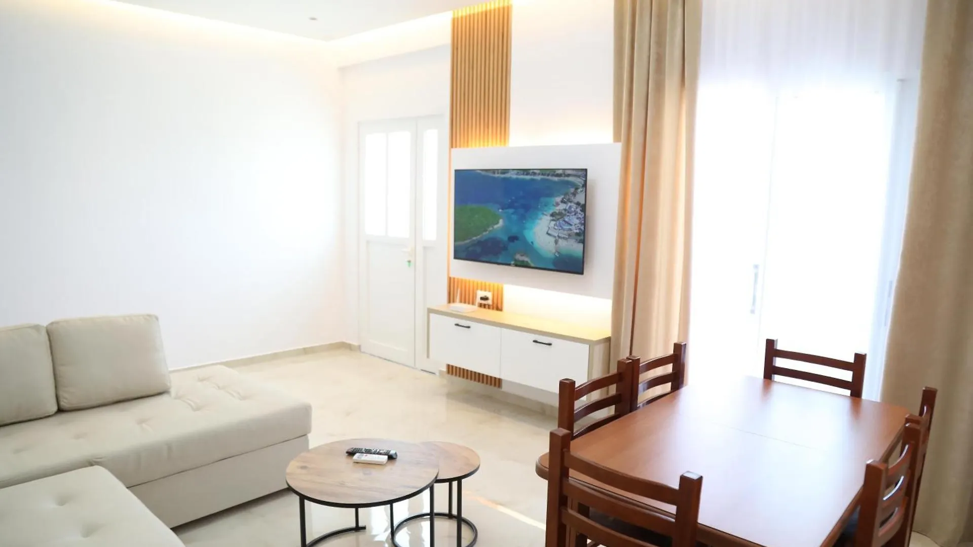 Vila Feimi Ksamil Holiday home